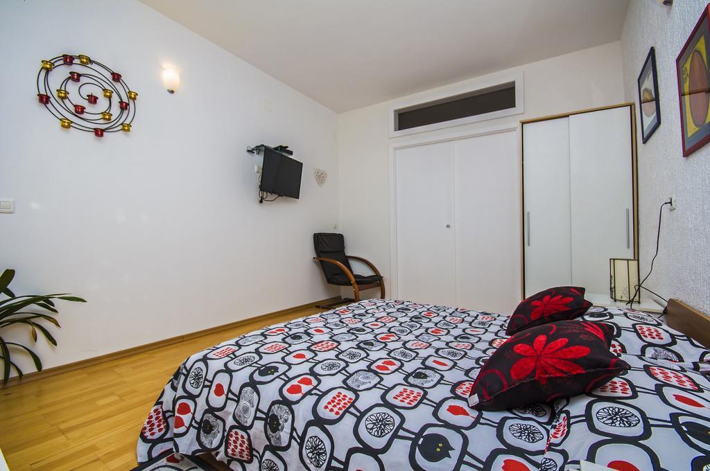 Apartments Daria Rovinj Bagian luar foto